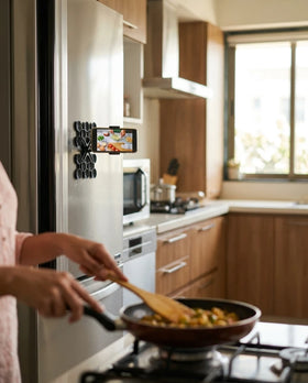 maglock_08_kitchen_lifestyle.webp